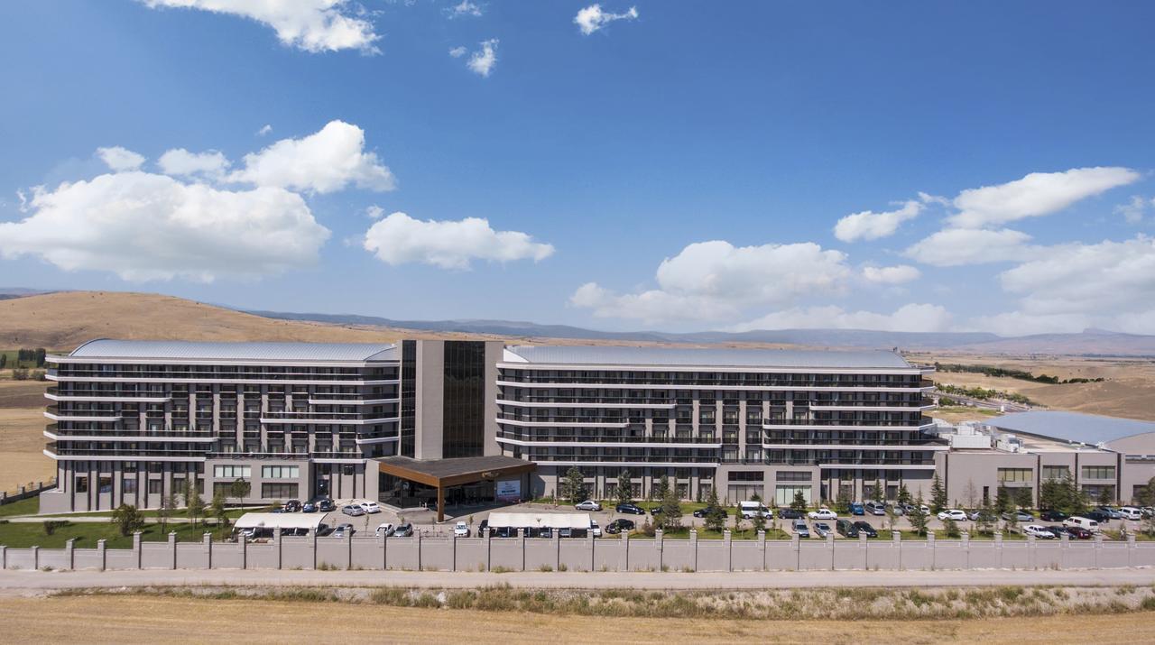May Thermal Resort Spa Hotel Афион Екстериор снимка